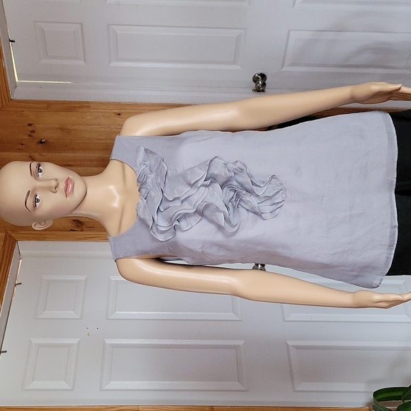 Ann Taylor Sleeve less Top - Picture 1 of 5